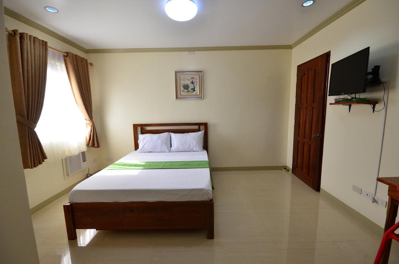 Gilin Pension House Puerto Princesa Exterior photo