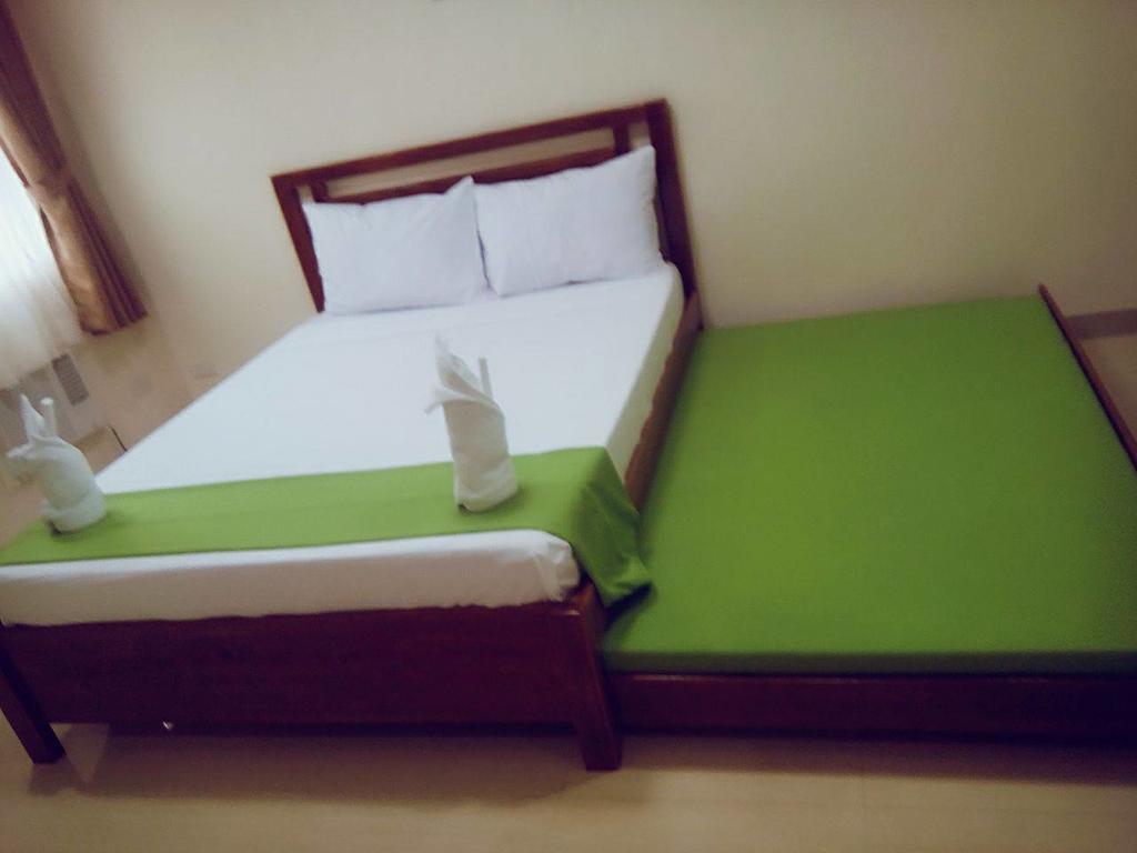 Gilin Pension House Puerto Princesa Exterior photo
